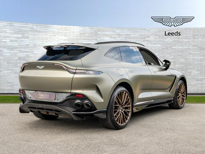 Aston Martin DBX Photo 39