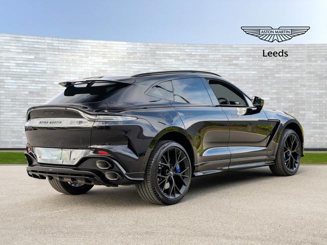 ASTON MARTIN Dbx Photo 37