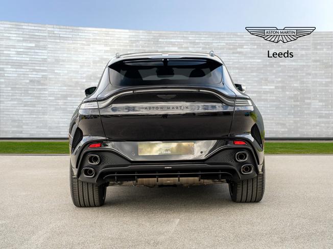 ASTON MARTIN Dbx Photo 38