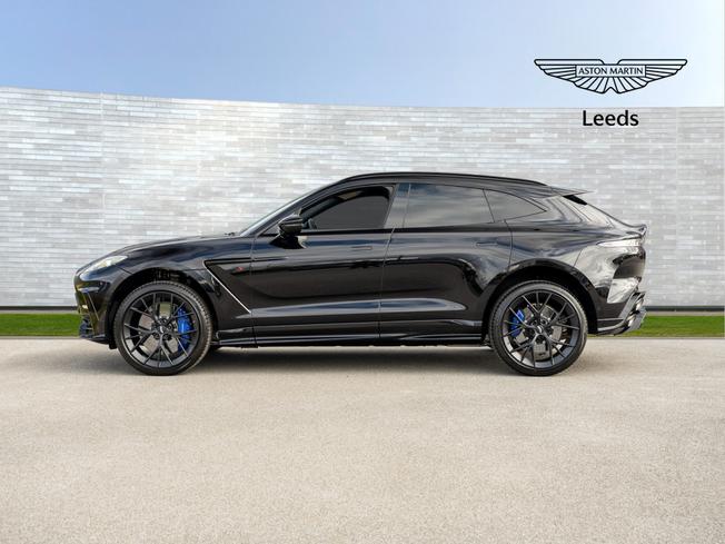 ASTON MARTIN Dbx Photo 39