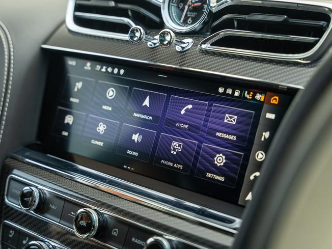 BENTLEY Bentayga Photo 10