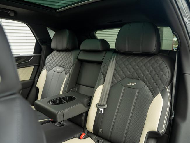 BENTLEY Bentayga Photo 20