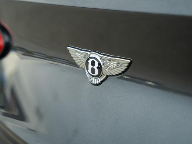 BENTLEY Bentayga Photo 8