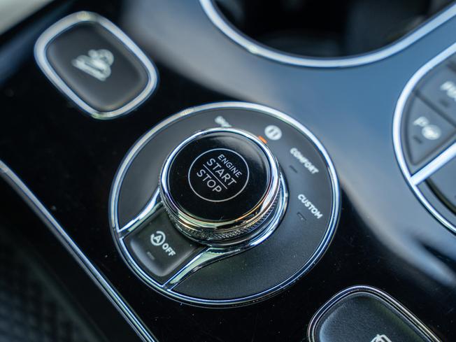 BENTLEY Bentayga Photo 31