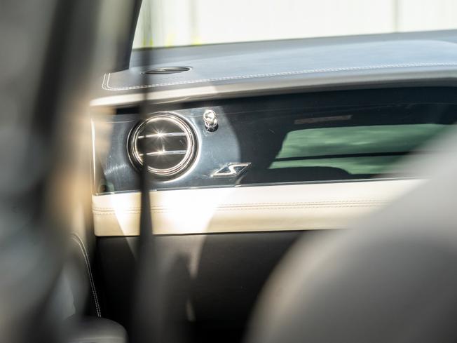 BENTLEY Bentayga Photo 36