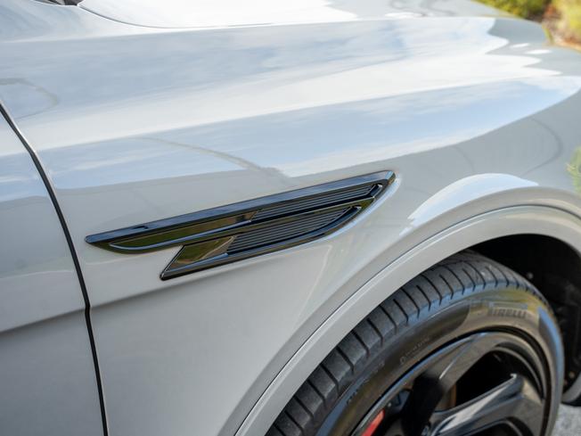 BENTLEY Bentayga Photo 38