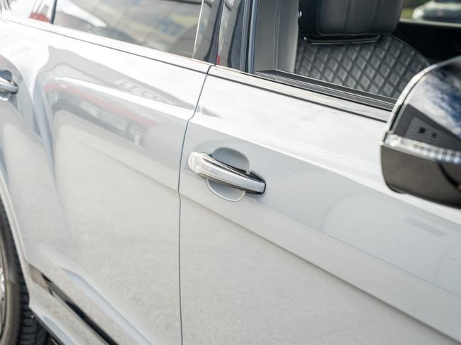 BENTLEY Bentayga Photo 9