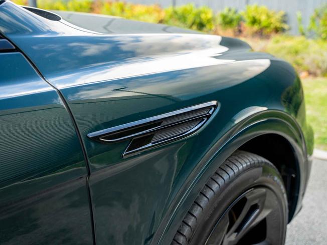 BENTLEY Bentayga Photo 41