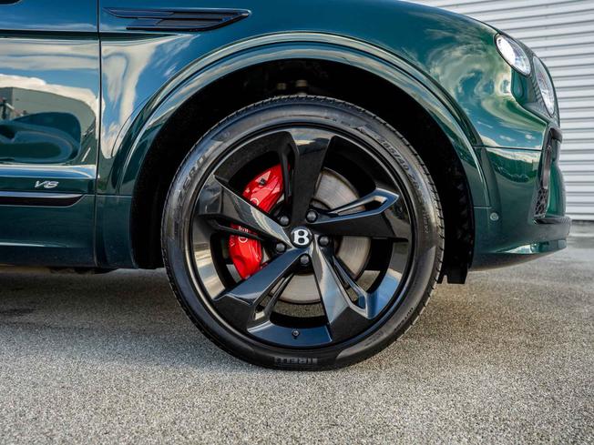 BENTLEY Bentayga Photo 6