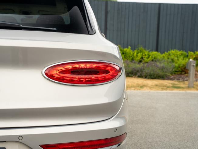 BENTLEY Bentayga Photo 42