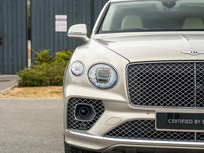 BENTLEY Bentayga Photo 44