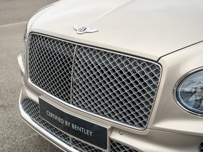 BENTLEY Bentayga Photo 45