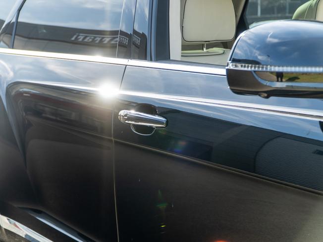 BENTLEY Bentayga Photo 42
