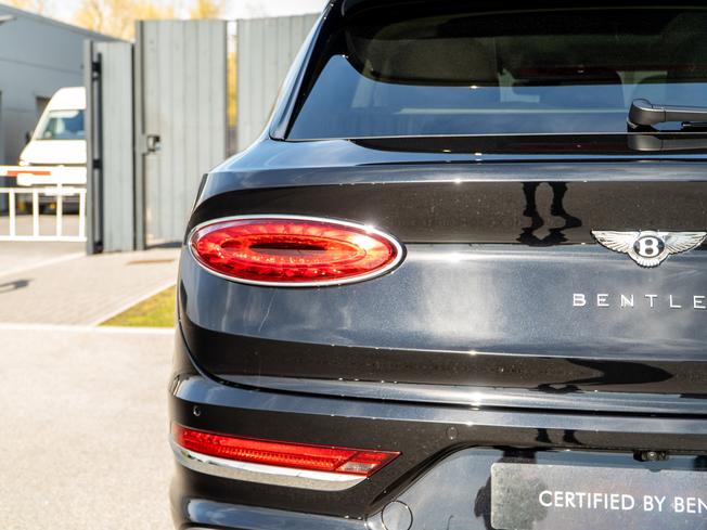 BENTLEY Bentayga Photo 46