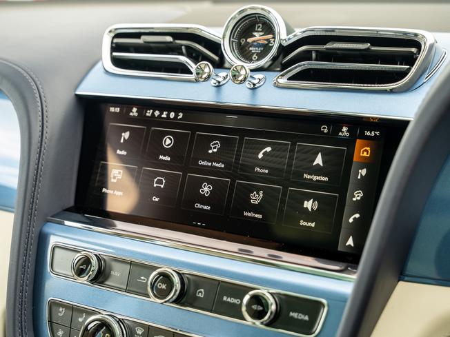 BENTLEY Bentayga Photo 10