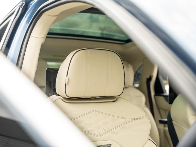 BENTLEY Bentayga Photo 27