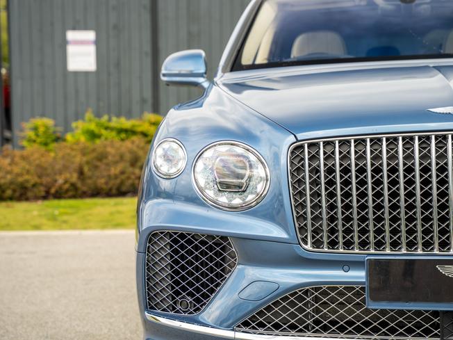 BENTLEY Bentayga Photo 45