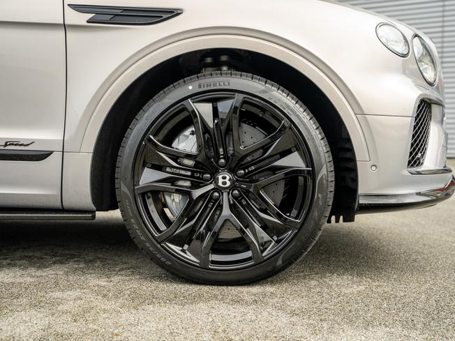 BENTLEY Bentayga Photo 6