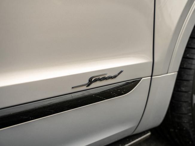 BENTLEY Bentayga Photo 9