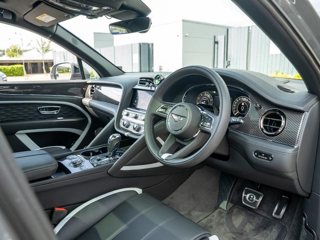 BENTLEY Bentayga Photo 10