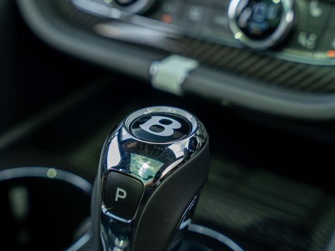 BENTLEY Bentayga Photo 28