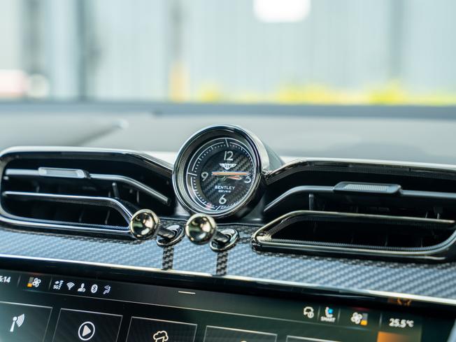 BENTLEY Bentayga Photo 33
