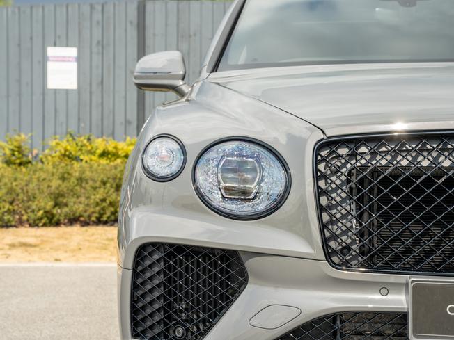 BENTLEY Bentayga Photo 44