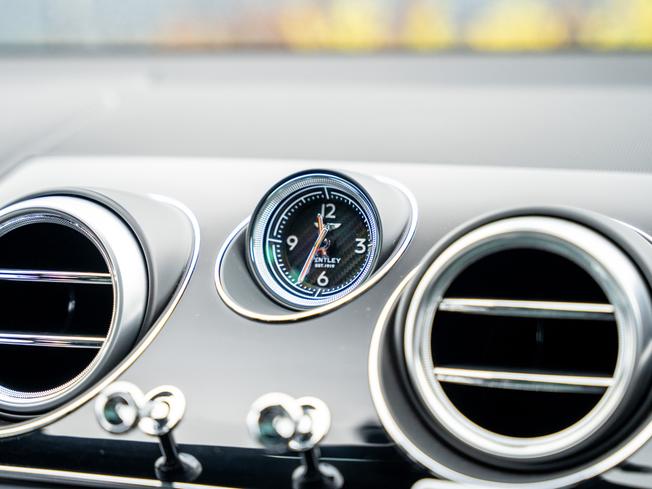 BENTLEY Bentayga Photo 33
