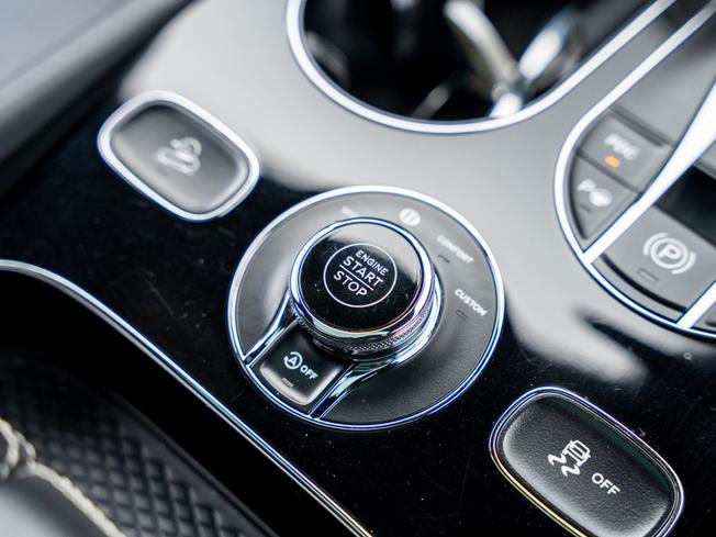 BENTLEY Bentayga Photo 36