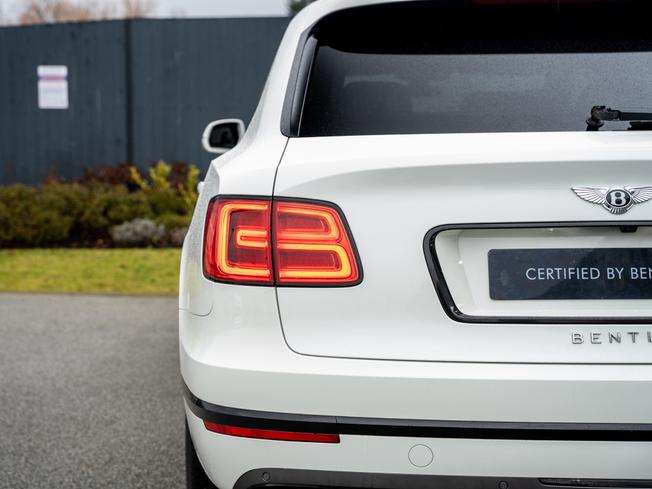 BENTLEY Bentayga Photo 42