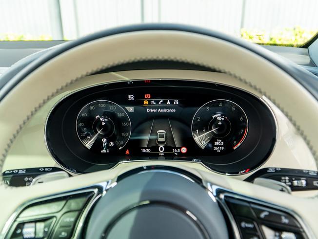 BENTLEY Bentayga Photo 18