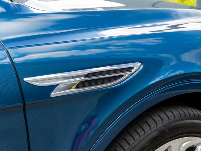 BENTLEY Bentayga Photo 45