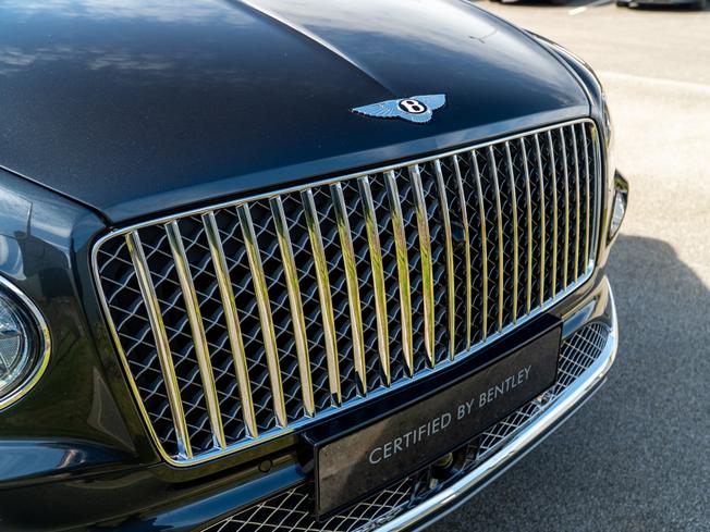 BENTLEY Bentayga Photo 44
