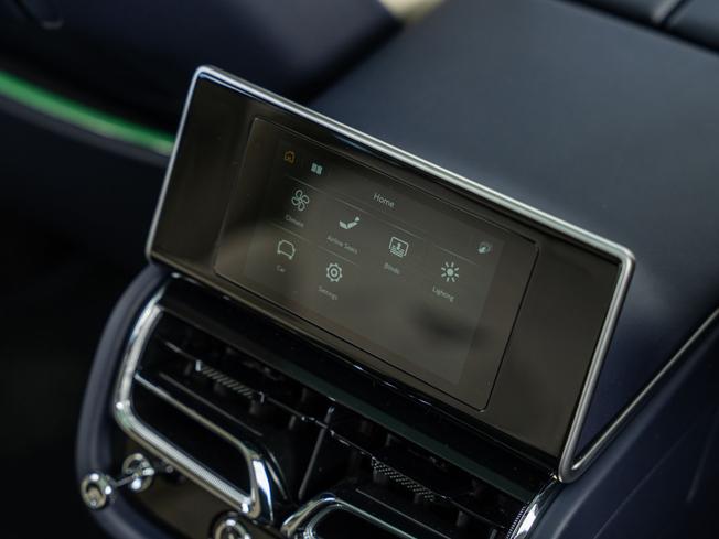 BENTLEY Bentayga Photo 33