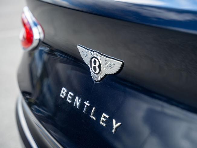 BENTLEY Bentayga Photo 8