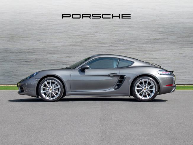 PORSCHE 718 Cayman Photo 5