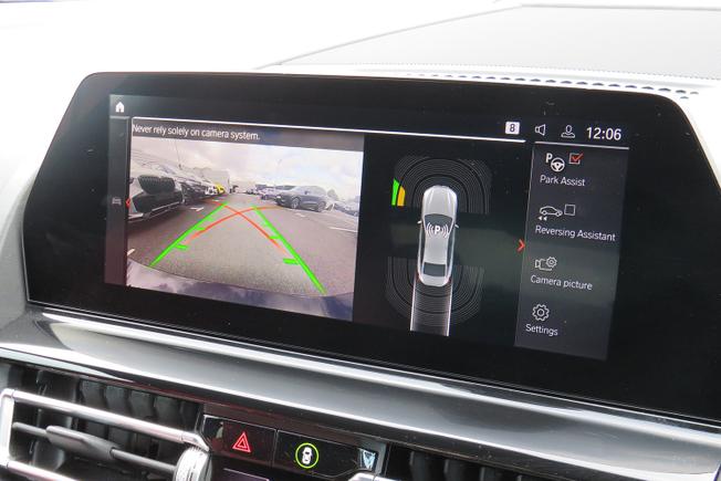 BMW 8 Series Gran Coupe Photo 33