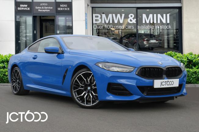 BMW 8 Series Photo 1