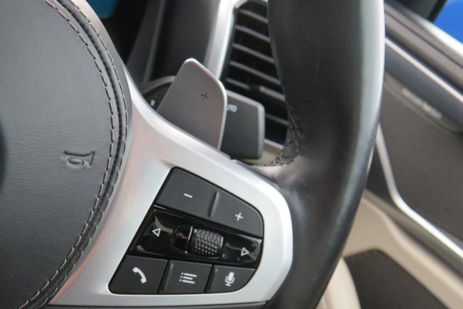 BMW 8 Series Photo 16