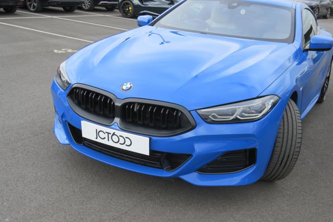 BMW 8 Series Photo 8