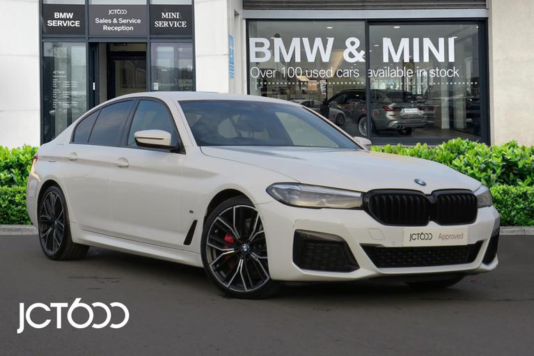 Used 2021 BMW 5 Series 520d M Sport Alpine White at JCT600