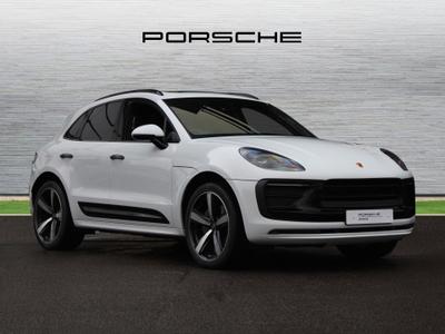 2022 PORSCHE Macan 2.0T T SUV 5dr Petrol PDK 4WD Euro 6 (s/s) (265 ps) at JCT600