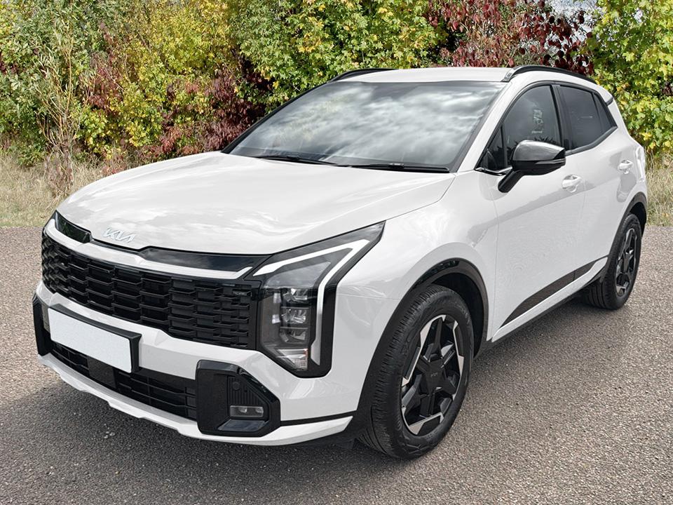 White 2025 Kia Sportage SUV/Crossover Front-wheel drive Manual