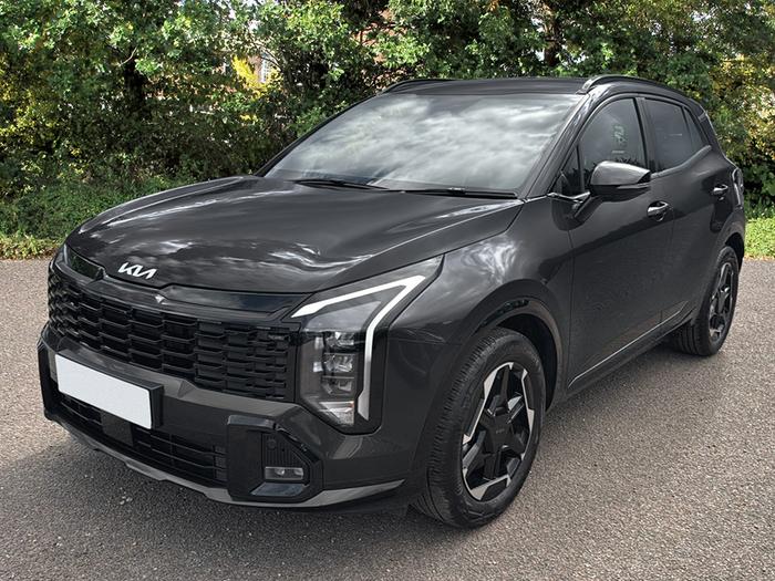 Kia Sportage Photo Sportage_5DR_SUV_2025-on_Set_2_PHANTOMBLACK.jpg