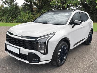 Used 2026 Kia SPORTAGE 1.6 h T-GDi GT-Line S SUV 5dr Petrol Hybrid Auto Euro 6 (s/s) (235 bhp) fusion white at Gravells