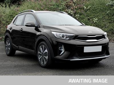 Used 2021 Kia STONIC 1.0 T-GDi 2 SUV 5dr Petrol Manual Euro 6 (s/s) (99 bhp) Black at Gravells