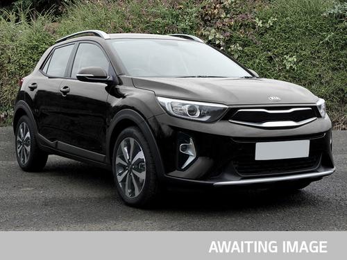 Kia STONIC Photo Stonic_5dr_SUV_2021-on_Set_1_MIDNIGHTBLACK.jpg