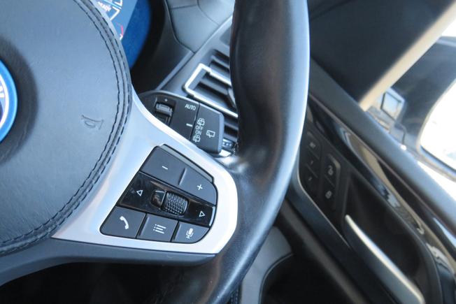 BMW Ix3 Photo 16