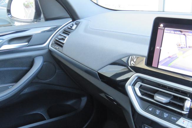BMW Ix3 Photo 22