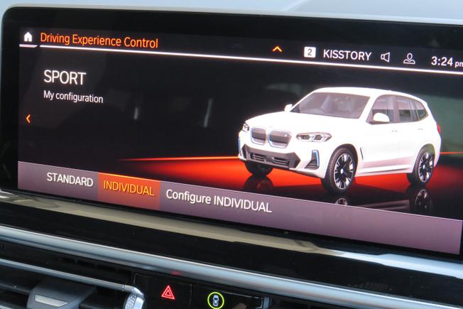 BMW Ix3 Photo 28
